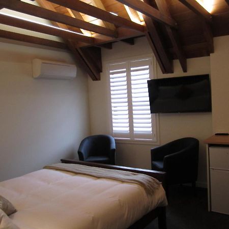 The Stables Dunedin Extérieur photo